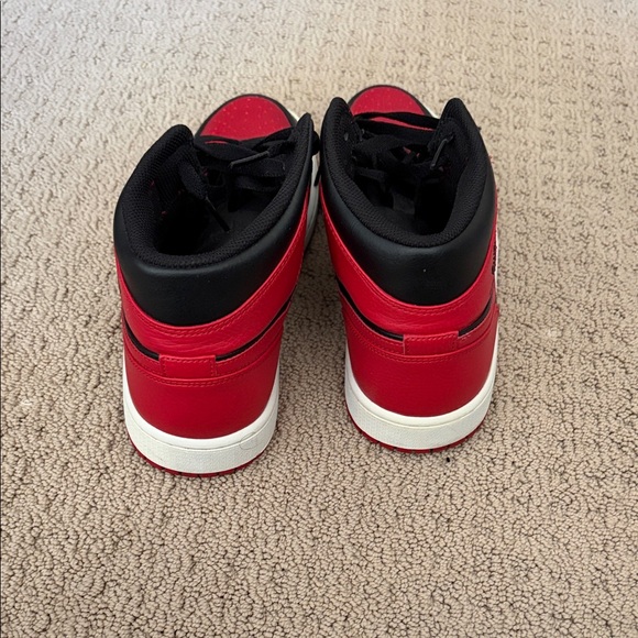 Nike Jordan 1 Mid Bred - Lightly Used (No Box) - Picture 3 of 6